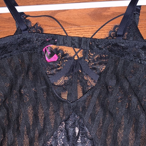 Lingerie - Picture 6 of 6